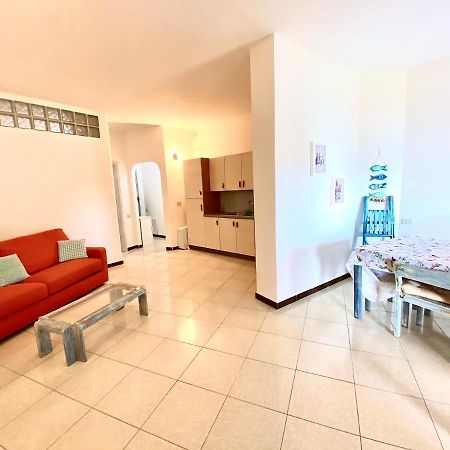 Appartamento Fronte Mare Санта-Тереза-Галлура Экстерьер фото